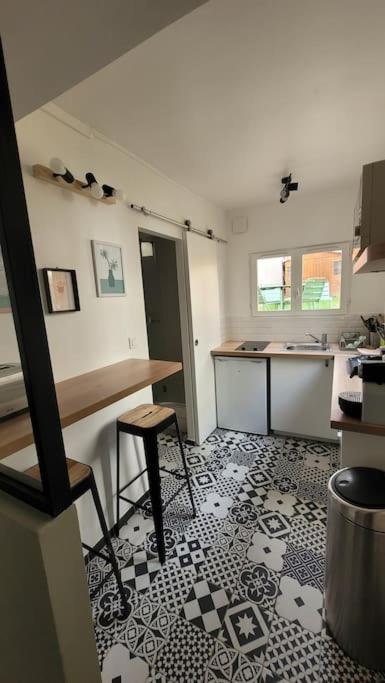 Maisonnette Avec Jardin Proche Paris Saint-Mandé Exteriör bild